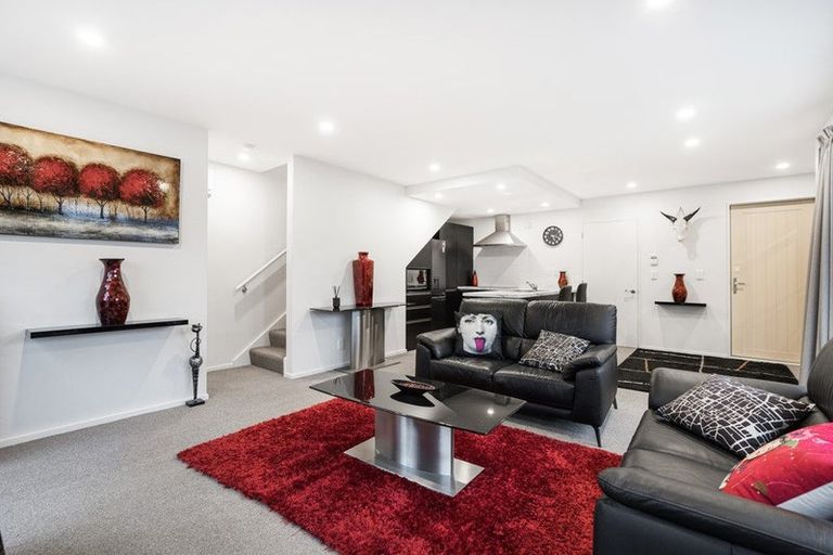 Photo of property in 74a Packe Street, Edgeware, Christchurch, 8013