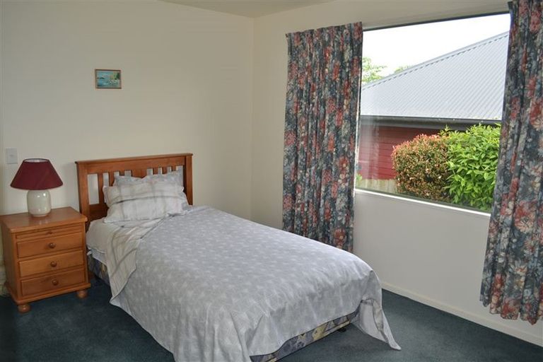 Photo of property in 68/2 Temple Crescent, Gleniti, Timaru, 7910