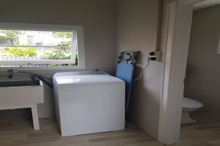 Photo of property in 22 Le Cren Street, Seaview, Timaru, 7910