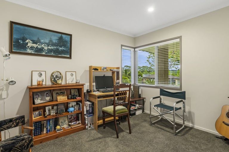 Photo of property in 61 Bathurst Crescent, Pyes Pa, Tauranga, 3112