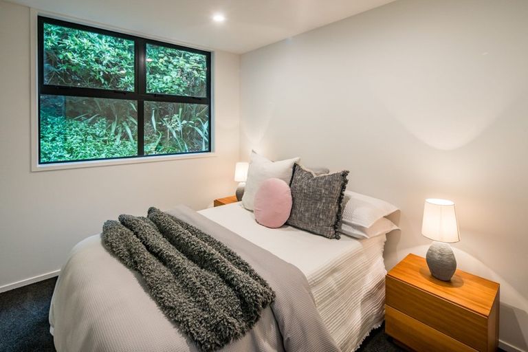 Photo of property in 14 Appleton Place, Karori, Wellington, 6012