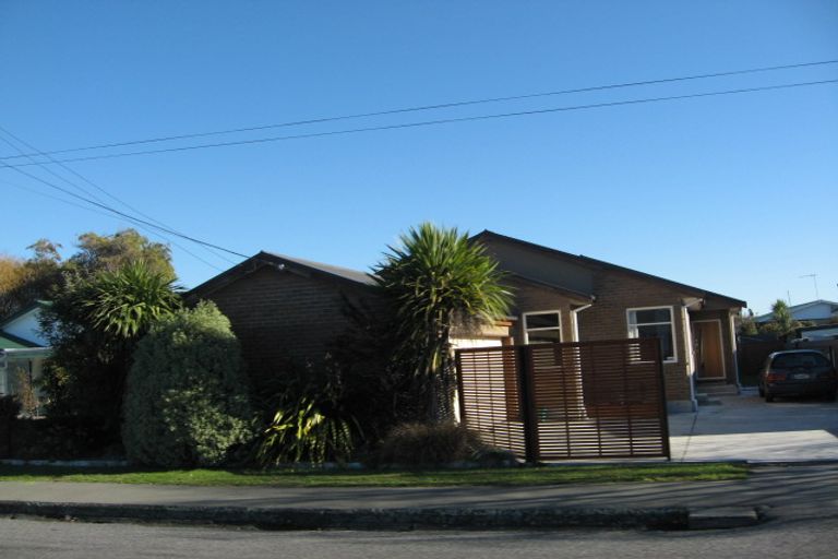 Photo of property in 66 Palmers Road, New Brighton, Christchurch, 8083