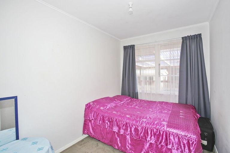Photo of property in 25 Mcannalley Street, Manurewa East, Auckland, 2102