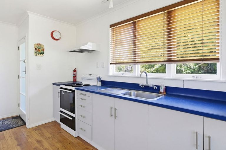 Photo of property in 17 Alastair Avenue, Owhata, Rotorua, 3010