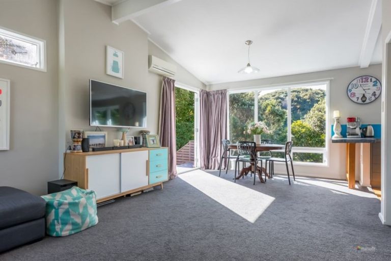 Photo of property in 100 Hill Road, Belmont, Lower Hutt, 5010