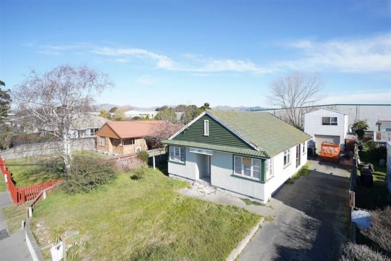 Photo of property in 78 Shortland Street, Wainoni, Christchurch, 8061