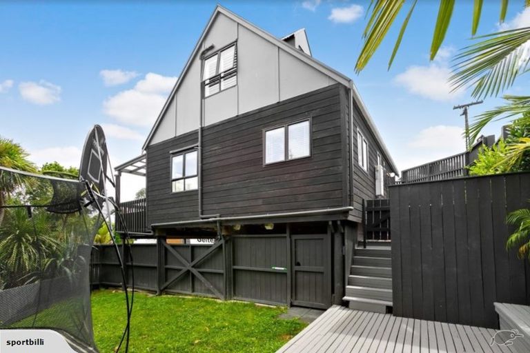 Photo of property in 2/4 Webber Street, Westmere, Auckland, 1022