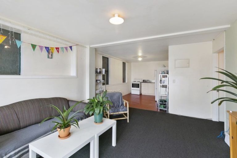 Photo of property in 5/5 Hopper Street, Mount Cook, Wellington, 6011