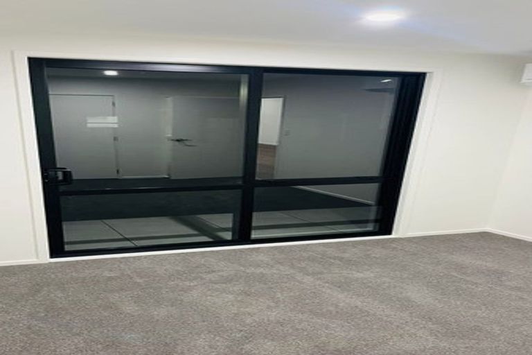 Photo of property in 25 Olearia Street, Totara Park, 2019