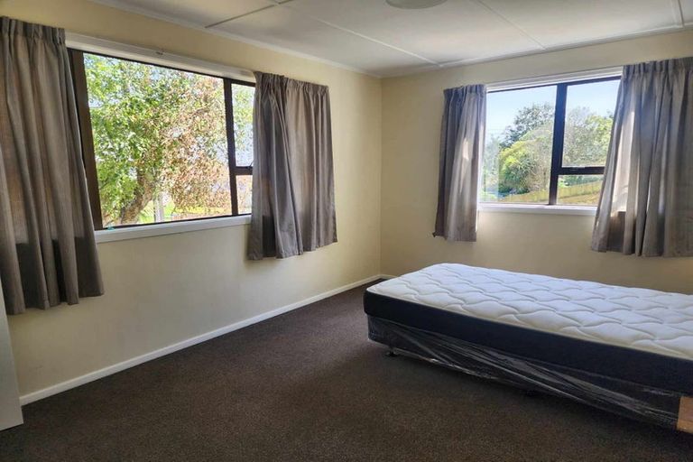 Photo of property in 13 Martin Street, Ranui, Porirua, 5024