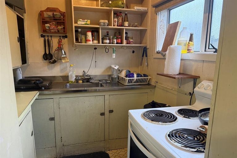 Photo of property in 12 Murray Street, Greymouth, 7805