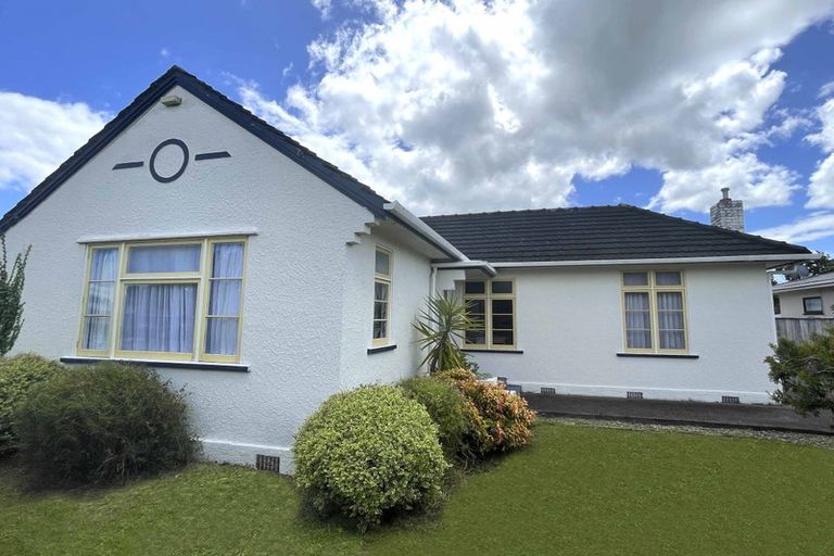 Photo of property in 25 Rewa Street, Takaro, Palmerston North, 4412