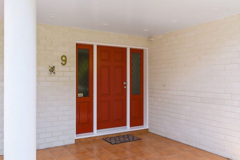 Photo of property in 9 Maple Lane, Waikanae, 5036