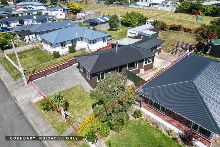 Photo of property in 43 Severn Street, Clifton, Invercargill, 9812