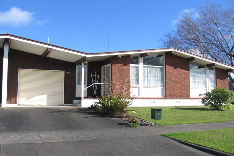 Photo of property in 2 Drury Street, Cloverlea, Palmerston North, 4412