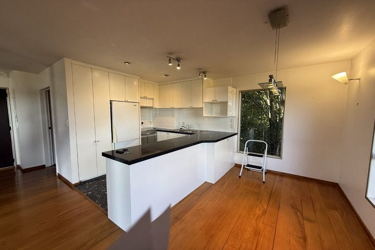 Photo of property in 89 Pemberton Avenue, Bayview, Auckland, 0629