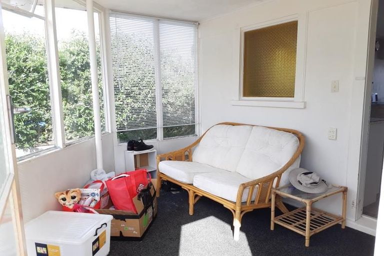 Photo of property in 17 Paterson Avenue, Pukekohe, 2120