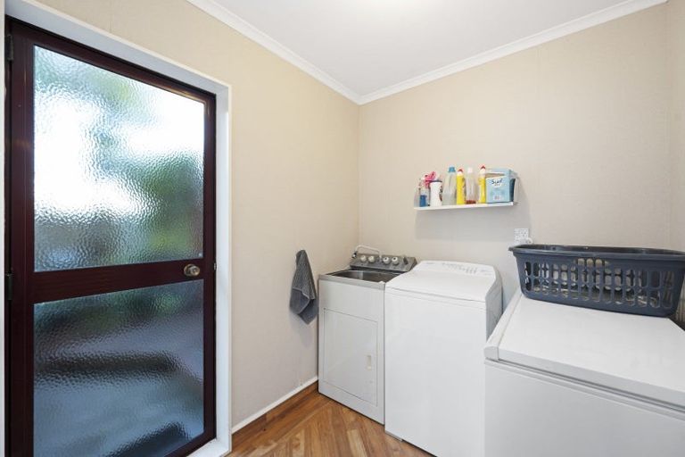 Photo of property in 42 Harvey Street, Waipahihi, Taupo, 3330