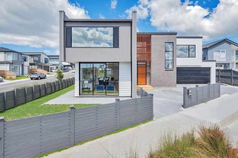 Photo of property in 30 Kearns Drive, Hobsonville, Auckland, 0616