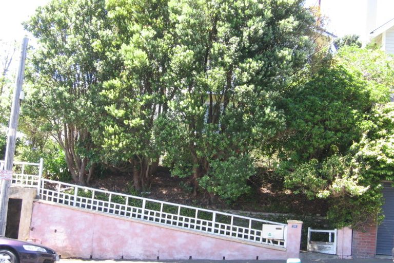 Photo of property in 35 Glen Road, Kelburn, Wellington, 6012