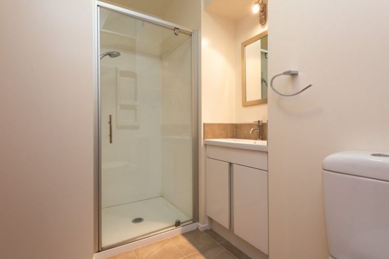 Photo of property in 1/35 Solway Avenue, Ilam, Christchurch, 8041