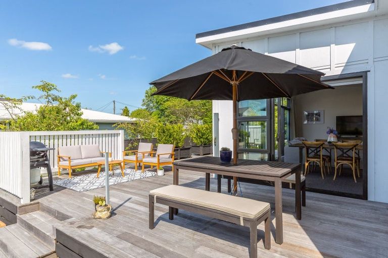 Photo of property in 24 Kempton Street, Greytown, 5712