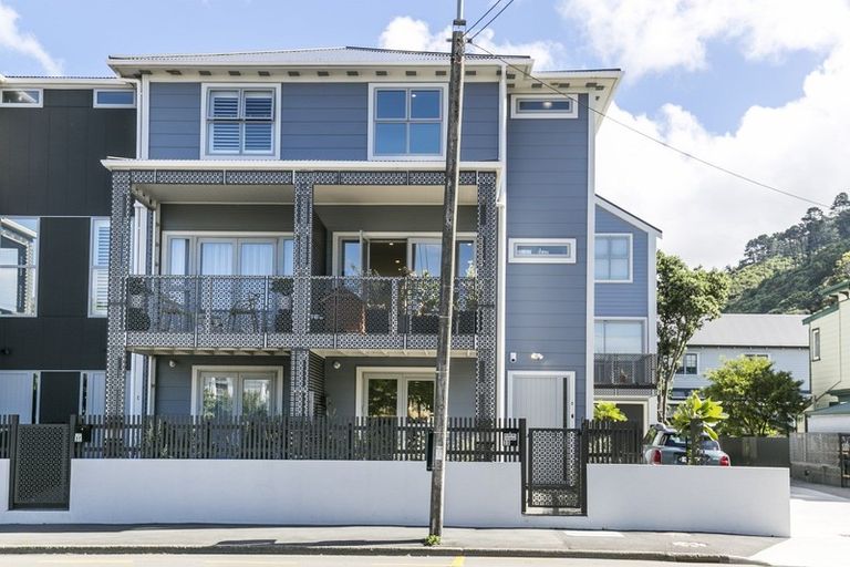 Photo of property in 3d Park Street, Thorndon, Wellington, 6011