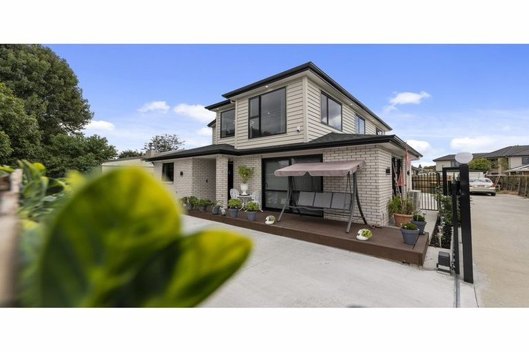 Photo of property in 127a Puhinui Road, Papatoetoe, Auckland, 2104