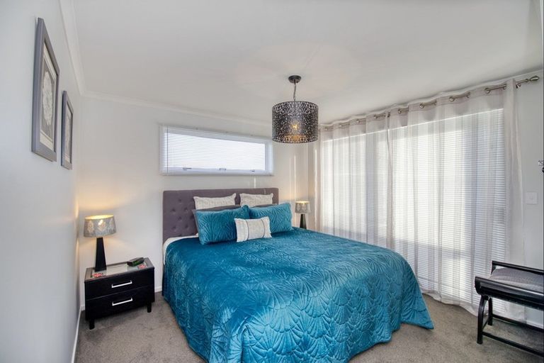 Photo of property in 1 Wharuka Glade, Mangawhai, 0505