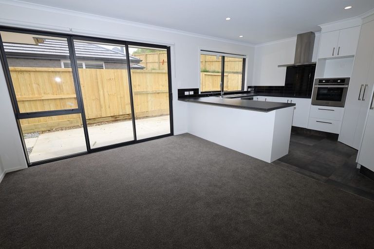 Photo of property in 77b Pakanga Grove, Pyes Pa, Tauranga, 3112
