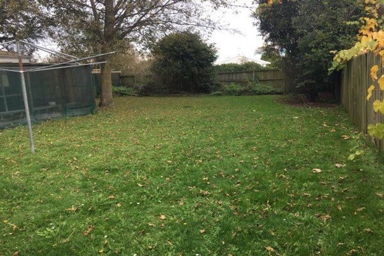 Photo of property in 29 Uxbridge Street, Northcote, Christchurch, 8052