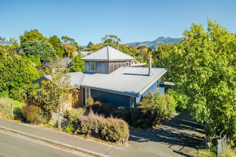 Photo of property in 12 Beaconsfield Road, Portobello, Dunedin, 9014