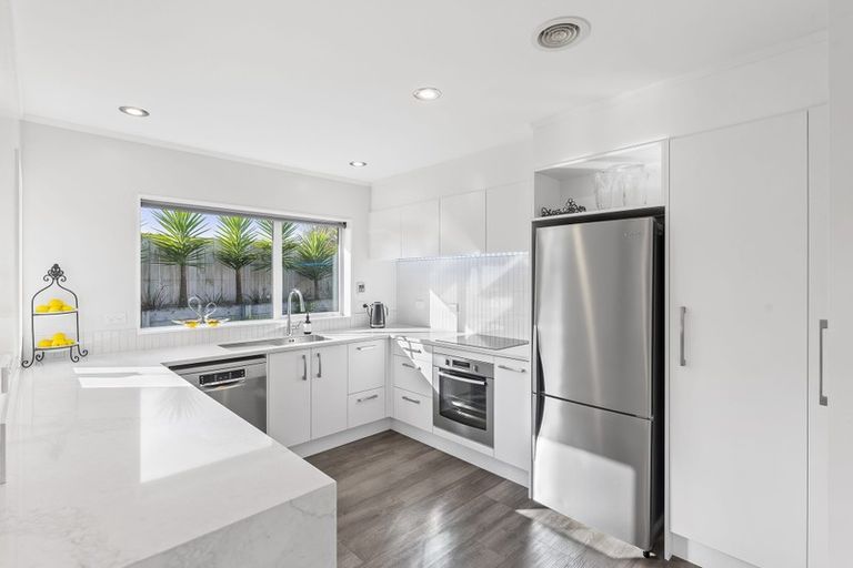 Photo of property in 11 Stella Court, Paraparaumu, 5032