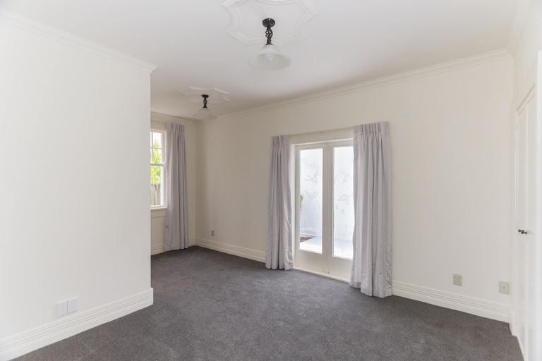 Photo of property in 96 Perth Street, Holmes Hill, Oamaru, 9401