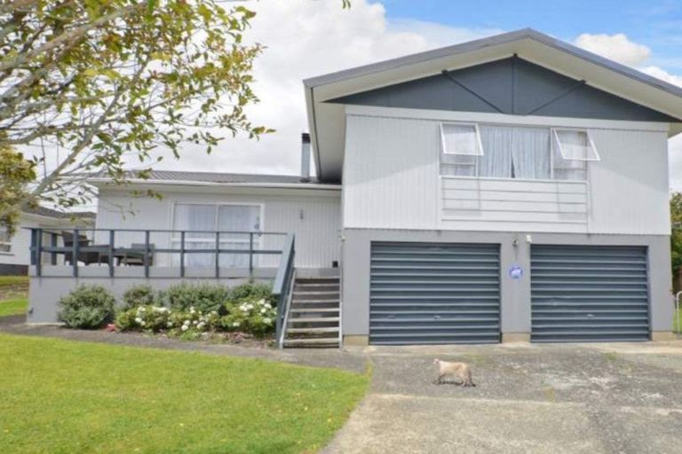 Photo of property in 4 Vista Place, Tikipunga, Whangarei, 0112