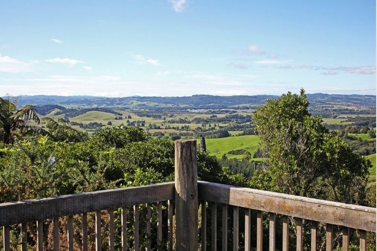 Photo of property in 501 Redoubt Road, Flat Bush, Auckland, 2019