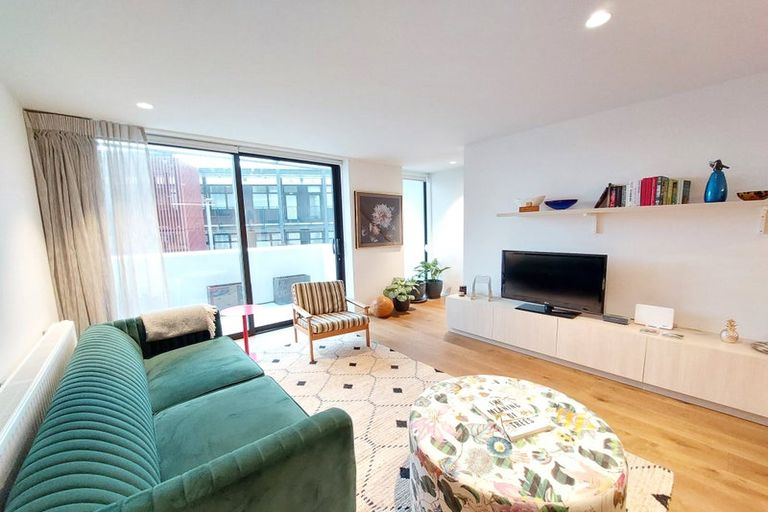 Photo of property in 29 Erica Pabst Way, Island Bay, Wellington, 6023