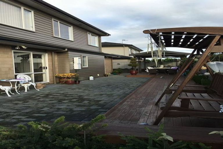 Photo of property in 2 Oakhurst Avenue, Flat Bush, Auckland, 2019