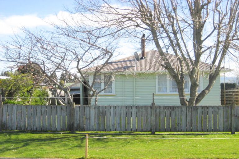 Photo of property in 19 Matai Street, Edgecumbe, 3120