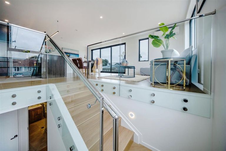 Photo of property in 11b Arimu Road, Papakura, 2110