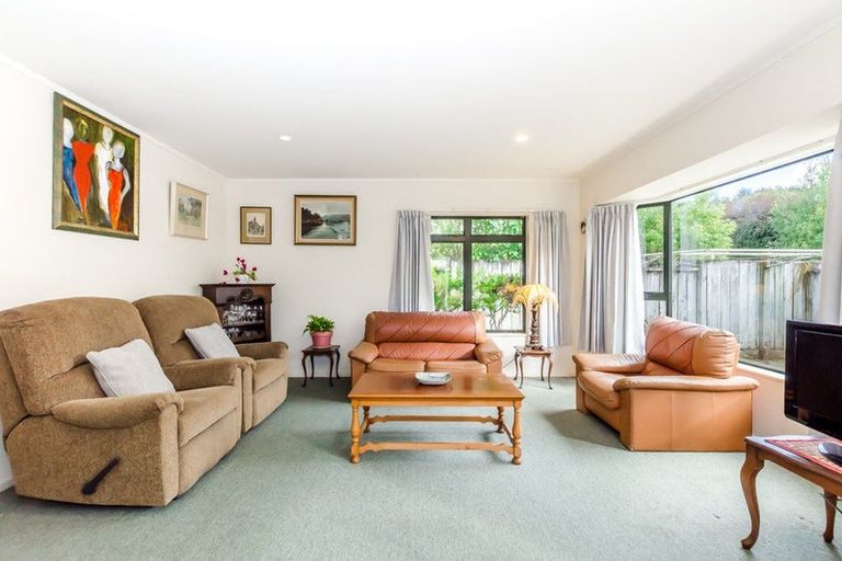 Photo of property in 37a Spackman Crescent, Paraparaumu, 5032