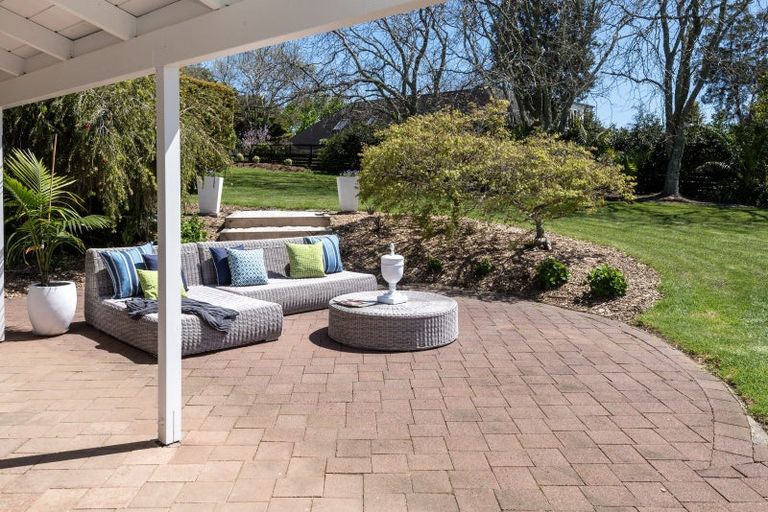 Photo of property in 339 Clifton Road, Whitford, Howick, 2571