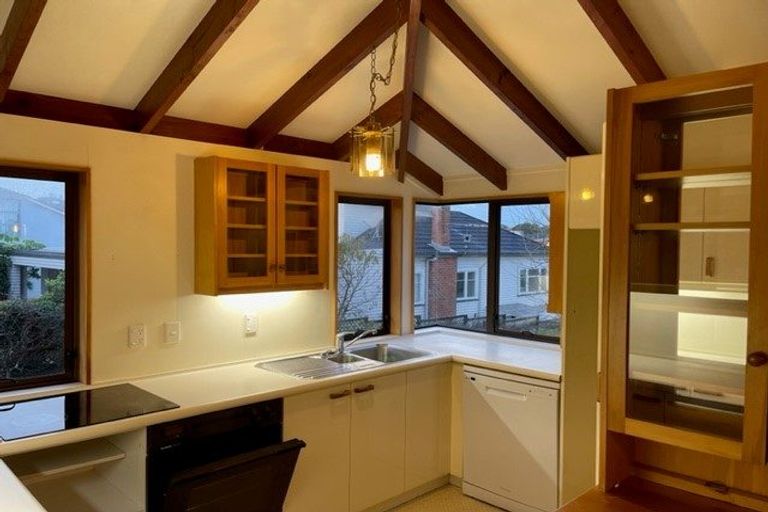 Photo of property in 43a Bracken Avenue, Takapuna, Auckland, 0622