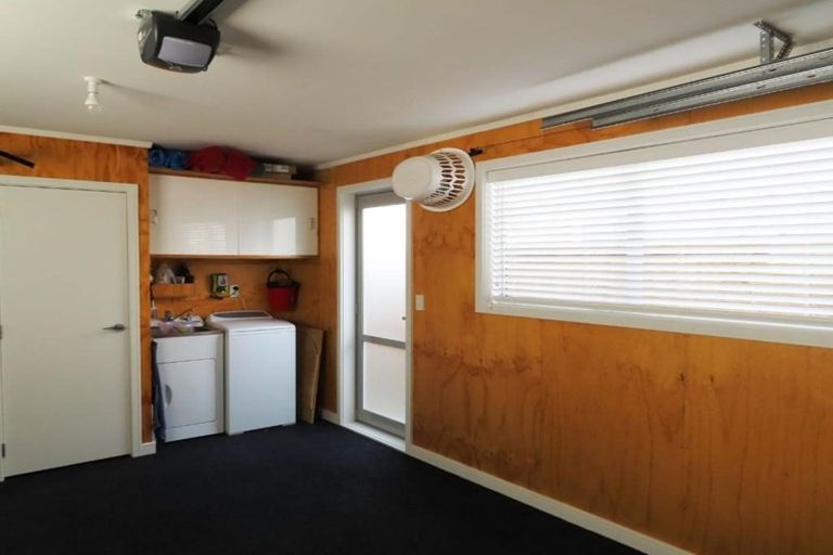 Photo of property in 5b Stafford Street, Silverstream, Upper Hutt, 5019