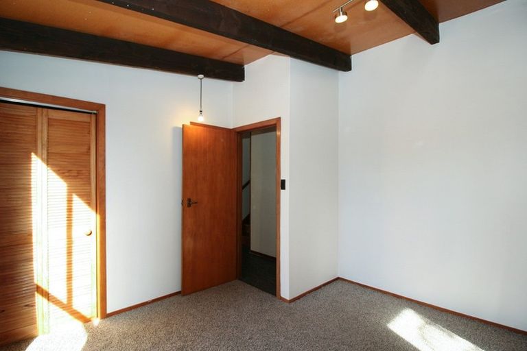 Photo of property in 327 Tukapa Street, Hurdon, New Plymouth, 4310