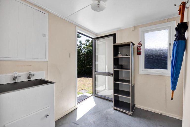 Photo of property in 49 Fox Street, Opunake, 4616