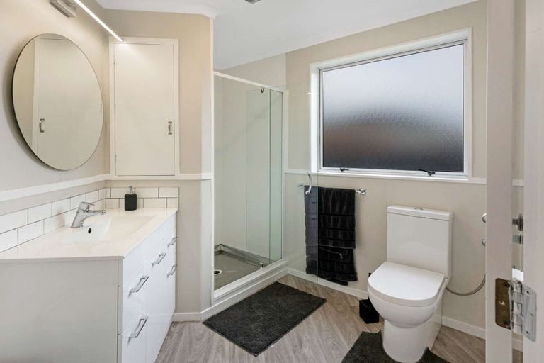 Photo of property in 138 Gloucester Street, Taradale, Napier, 4112