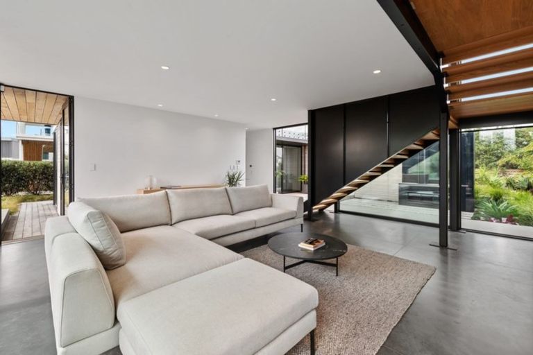 Photo of property in 47 Kokopu Street, Omaha, 0986