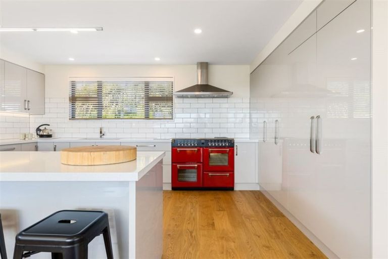 Photo of property in 28 Woodlau Rise, Huntsbury, Christchurch, 8022