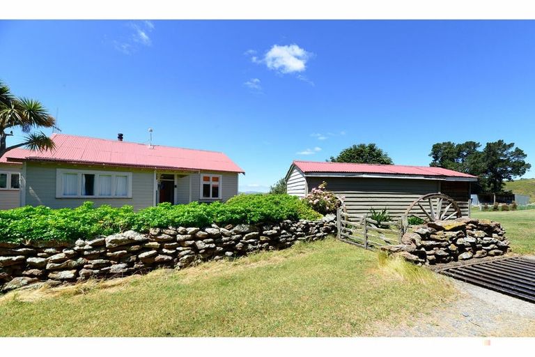 Photo of property in 617 Waihaorunga Back Road, Elephant Hill, Waimate, 7977